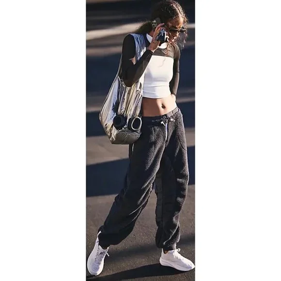 Free People Sundown Fleece Pants In Black Size Medium New - Picture 3 of 16